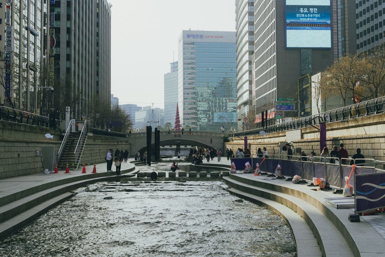 Yunjungno (viale di Cheonggyecheon)